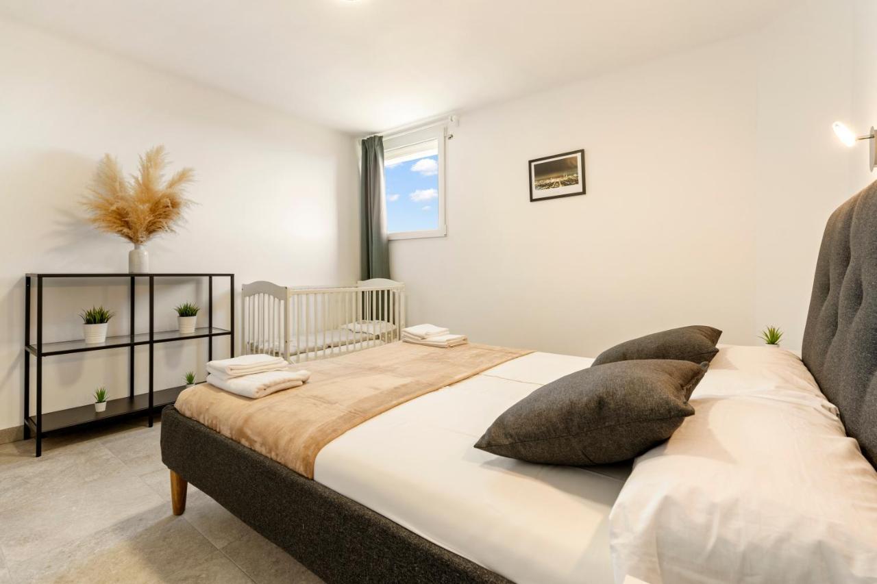 Apartamento Cerca De La Playa Barcelona Eksteriør bilde
