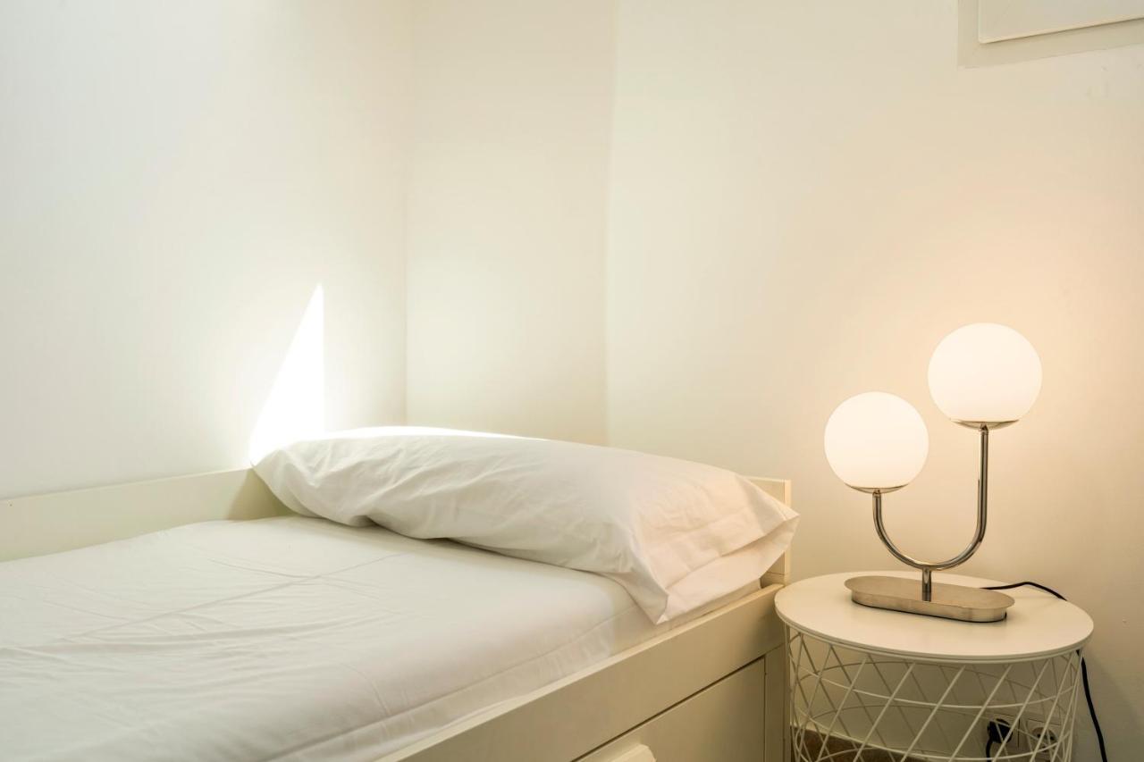 Apartamento Cerca De La Playa Barcelona Eksteriør bilde